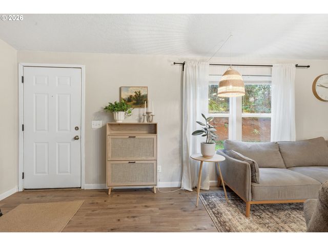 7300 Ne 410TH St, La Center, WA 98629