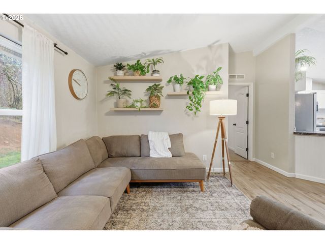 7300 Ne 410TH St, La Center, WA 98629