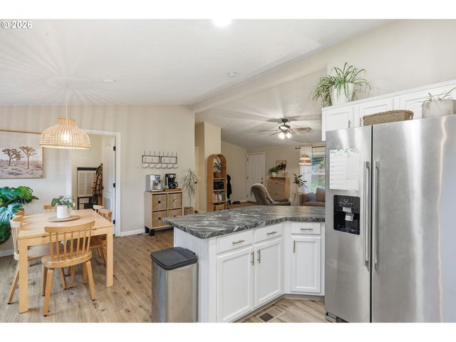 7300 Ne 410TH St, La Center, WA 98629