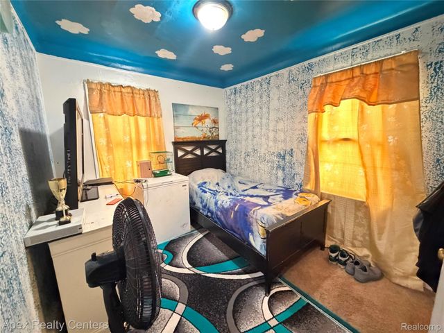8113 Terry Street, Detroit, MI 48228