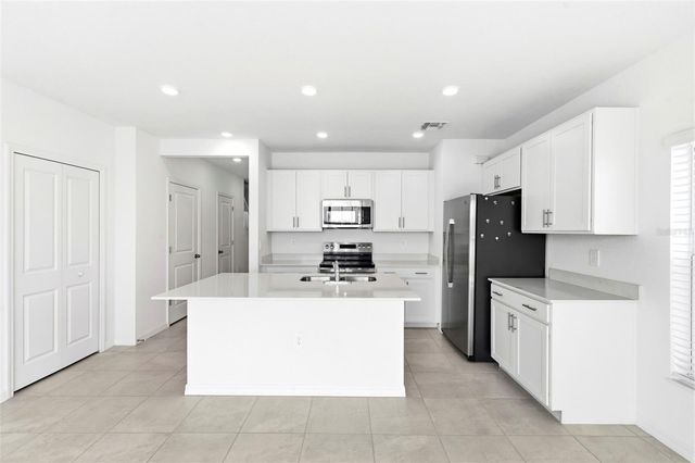 14035 LILAC SKY TERRACE, Bradenton, FL 34211