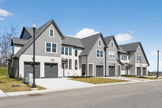 321 Panther Dr, Murfreesboro, TN 37127