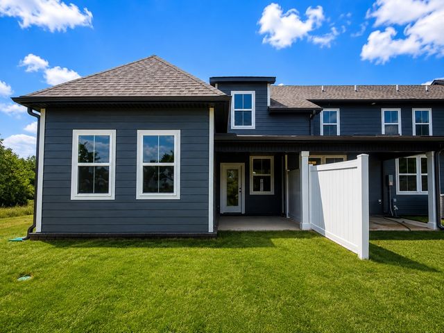 321 Panther Dr, Murfreesboro, TN 37127