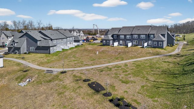 321 Panther Dr, Murfreesboro, TN 37127