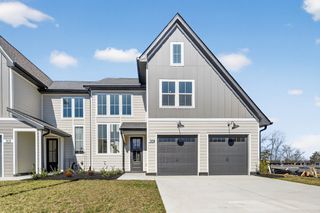321 Panther Dr, Murfreesboro, TN 37127