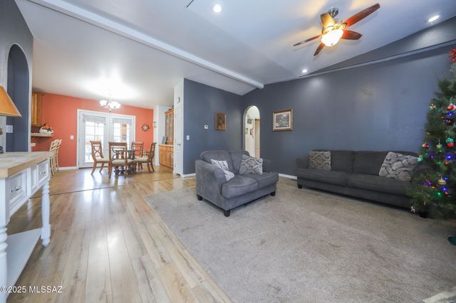 9301 W Bruce Street, Tucson, AZ 85735