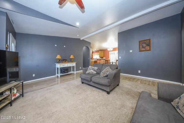 9301 W Bruce Street, Tucson, AZ 85735