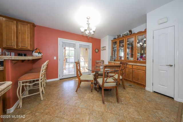 9301 W Bruce Street, Tucson, AZ 85735