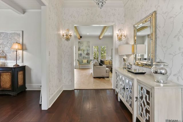 10753 Oakline Dr, Baton Rouge, LA 70809