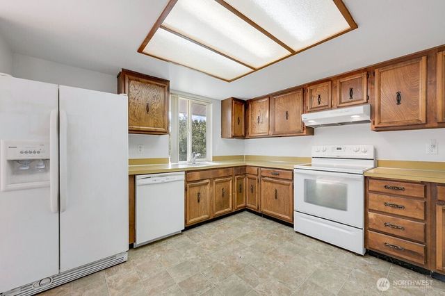 4298 SE Basswood, Port Orchard, WA 98366