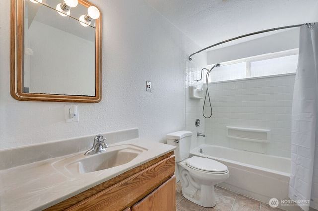 4298 SE Basswood, Port Orchard, WA 98366
