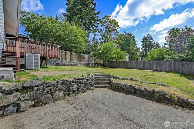 4298 SE Basswood, Port Orchard, WA 98366