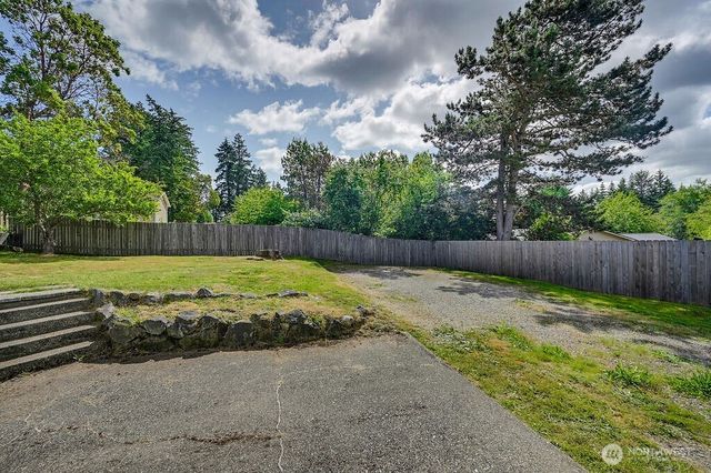 4298 SE Basswood, Port Orchard, WA 98366