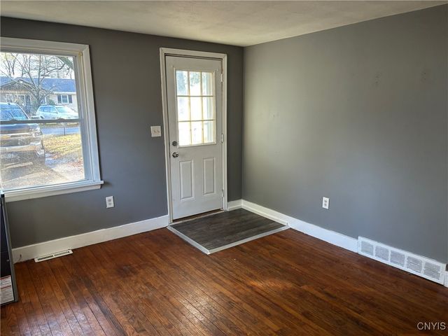 8853 Shellman Drive West, Cicero, NY 13039