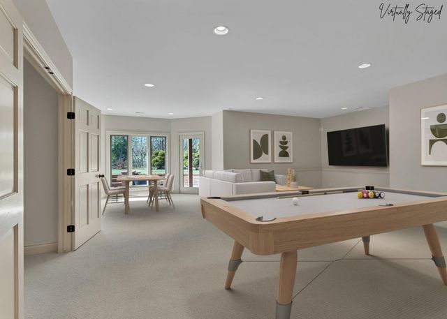 3 N Stagecoach Ct, Wichita, KS 67230