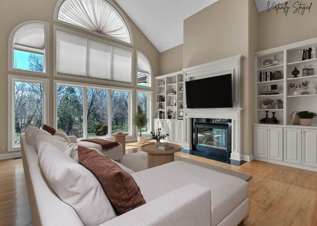 3 N Stagecoach Ct, Wichita, KS 67230