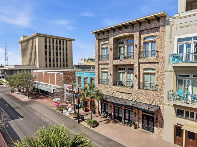 2214 Post Office Street 1A, Galveston, TX 77550