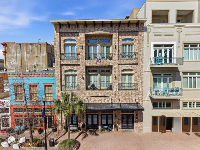 2214 Post Office Street 1A, Galveston, TX 77550