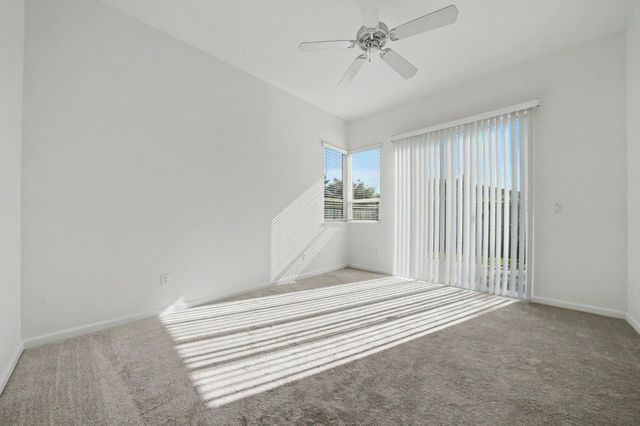 9721 Sand Hollow Way, Elk Grove, CA 95757