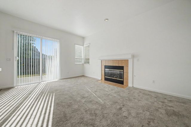 9721 Sand Hollow Way, Elk Grove, CA 95757