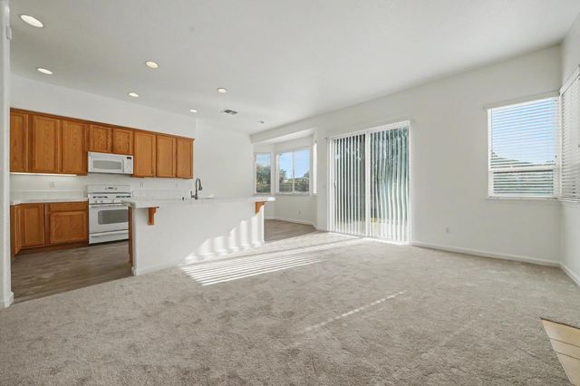 9721 Sand Hollow Way, Elk Grove, CA 95757