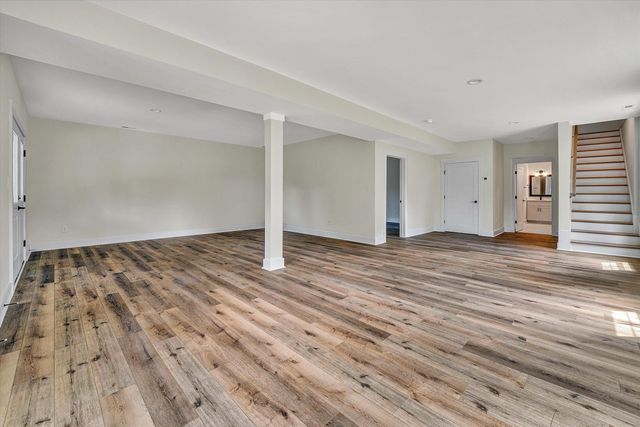 115 Retreat LN, Huddleston, VA 24104