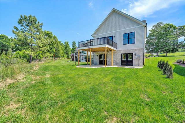 115 Retreat LN, Huddleston, VA 24104