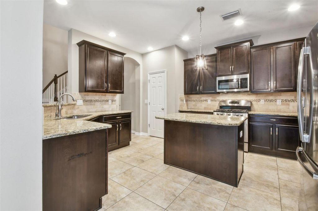 Image 28 of property listing at 3530 BROOK CROSSING DRIVE, Brandon, FL 33511