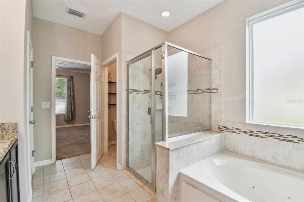 Image 38 of property listing at 3530 BROOK CROSSING DRIVE, Brandon, FL 33511
