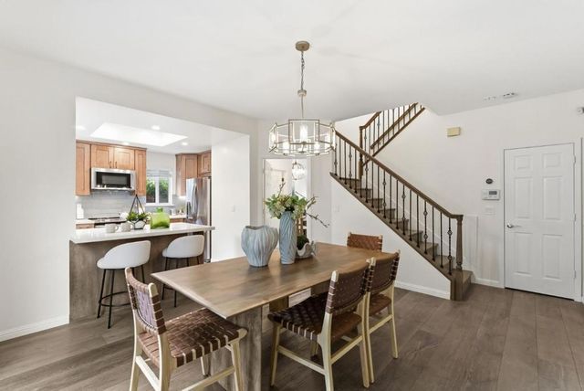 1914 Newman Place, Mountain View, CA 94043