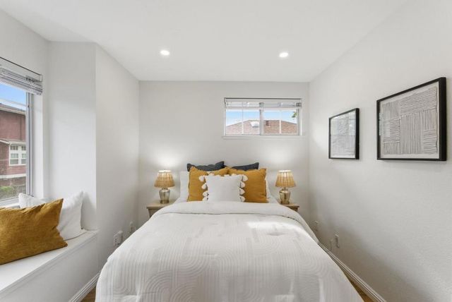 1914 Newman Place, Mountain View, CA 94043