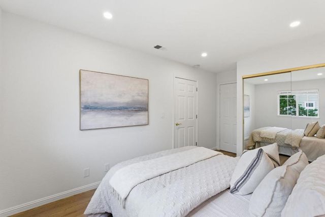 1914 Newman Place, Mountain View, CA 94043