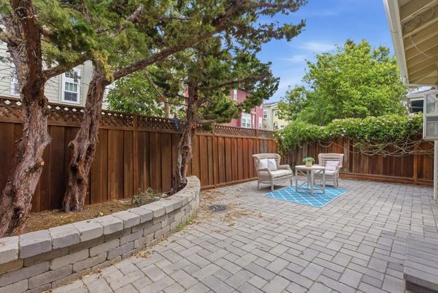 1914 Newman Place, Mountain View, CA 94043