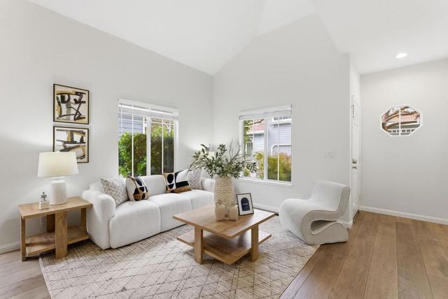 1914 Newman Place, Mountain View, CA 94043