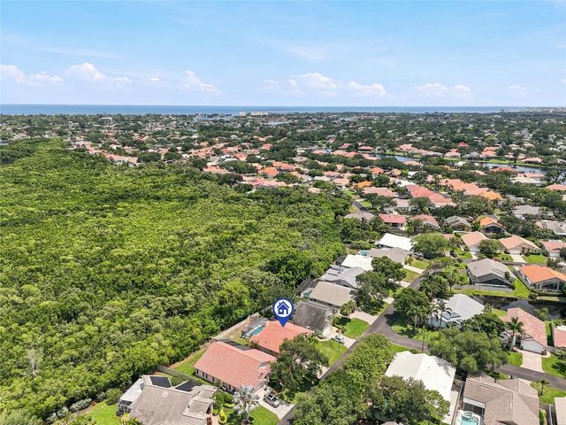 5274 WHITE SAND CIRCLE NE, St Petersburg, FL 33703