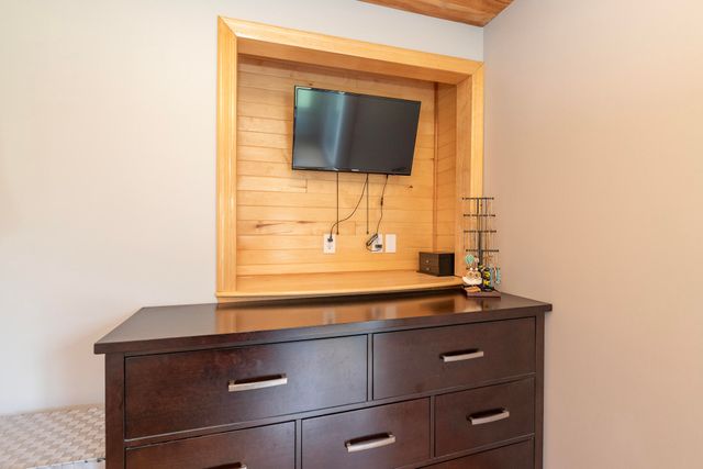 59134 Whitewood Drive, Antwerp Twp, MI 49071