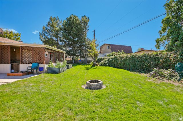 9956 S ASTER LN, Sandy, UT 84094