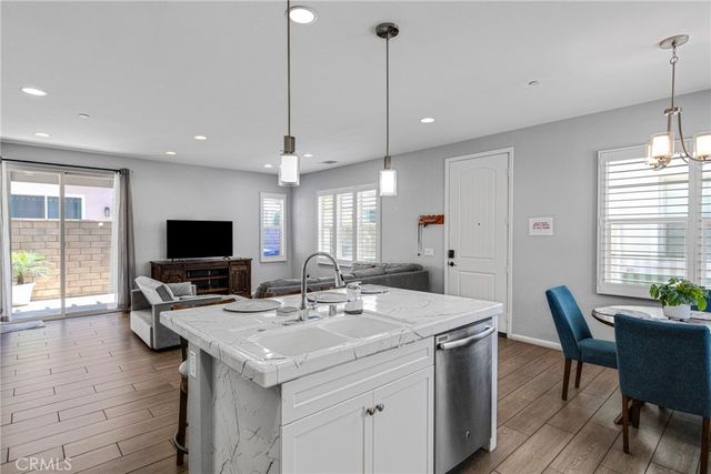 21730 Bene, Saugus, CA 91350