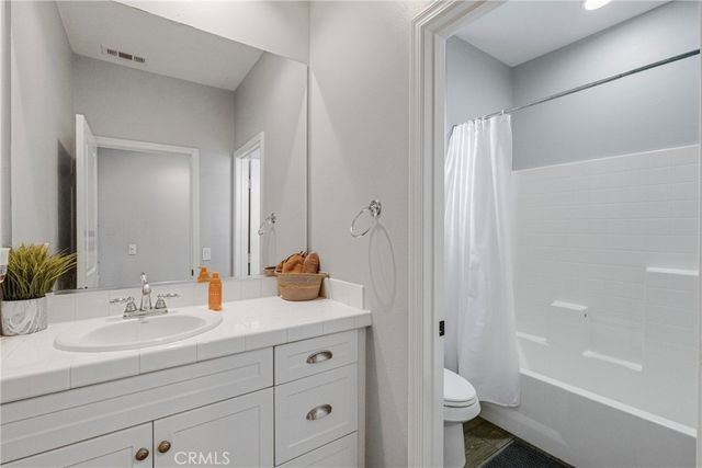 21730 Bene, Saugus, CA 91350