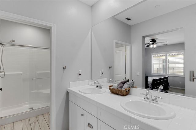 21730 Bene, Saugus, CA 91350