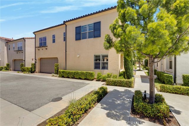 21730 Bene, Saugus, CA 91350