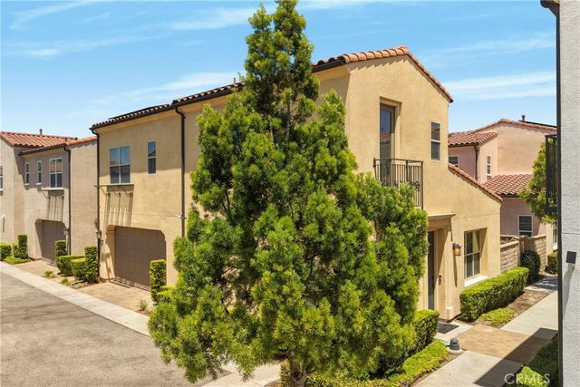 21730 Bene, Saugus, CA 91350