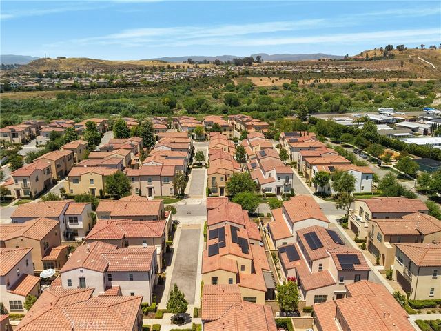 21730 Bene, Saugus, CA 91350