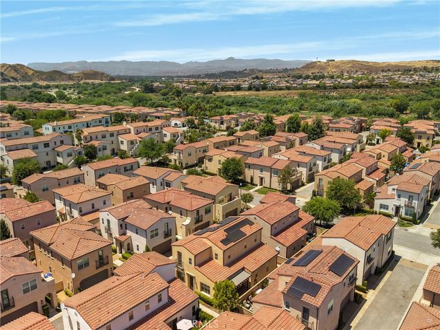 21730 Bene, Saugus, CA 91350