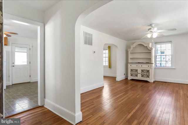 1114 W WASHINGTON ST, Hagerstown, MD 21740