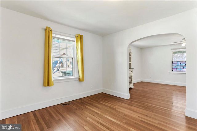 1114 W WASHINGTON ST, Hagerstown, MD 21740