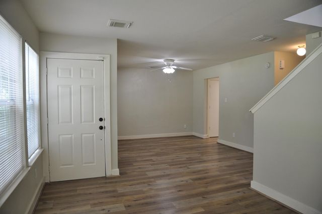 20734 Settlers Lake Circle N, Katy, TX 77449