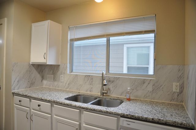 20734 Settlers Lake Circle N, Katy, TX 77449