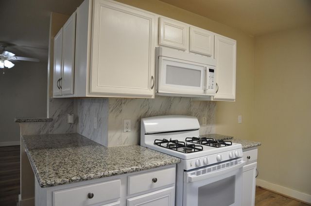 20734 Settlers Lake Circle N, Katy, TX 77449