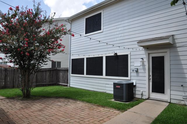 20734 Settlers Lake Circle N, Katy, TX 77449